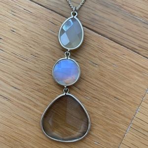 Long crystal pendant necklace